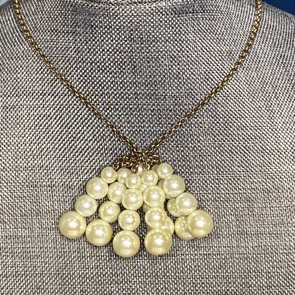Vintage J Crew Pearl Necklace